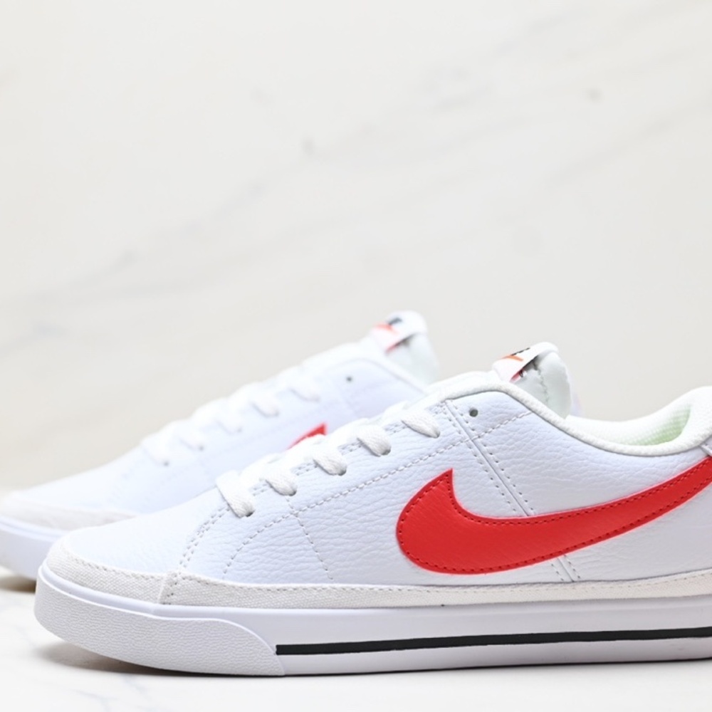 Nike sneakers shoes red - Picture 4 of 9